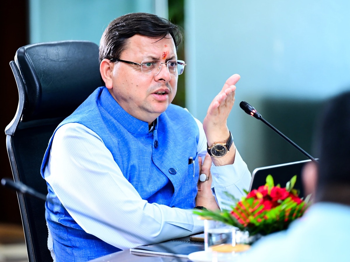 धाकड़ धामी सरकार बड़ा फैसला 💪💪 अब जनता नहीं जाएगी दफ्तर, सरकार पहुँचेगी घर-घर