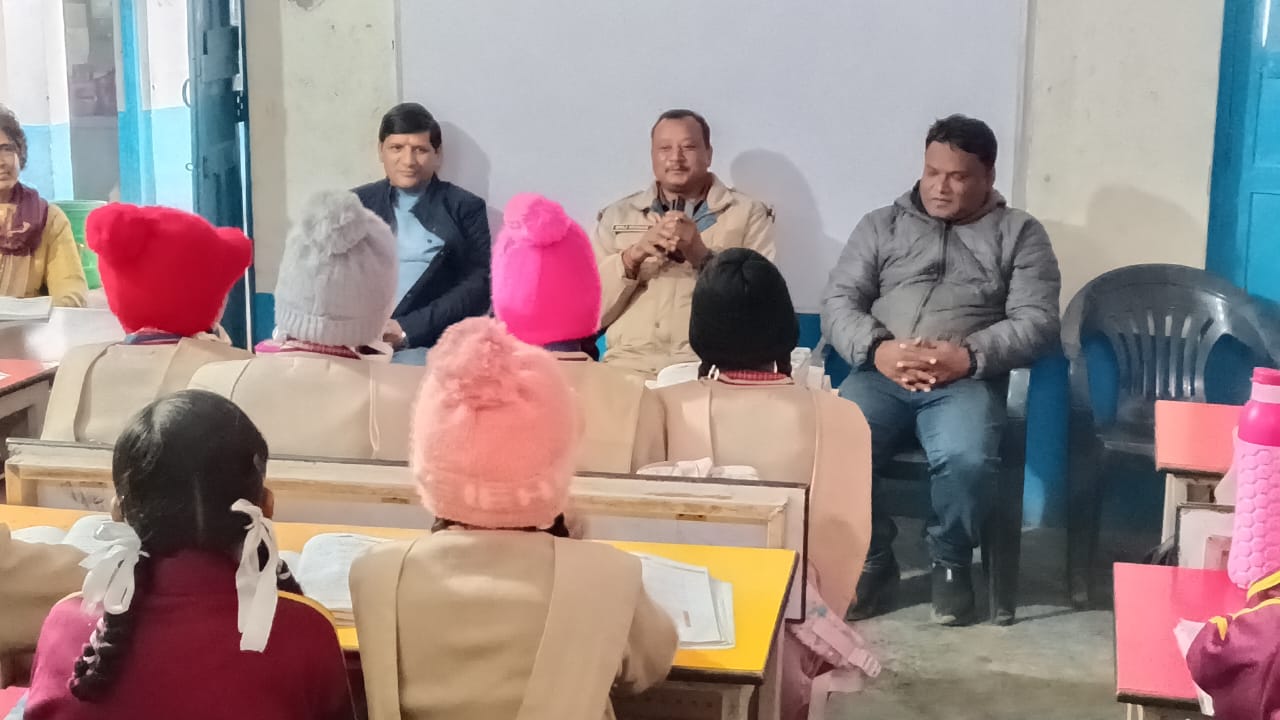 लालकुआ 👉 में नशे और मोबाइल की लत के खिलाफ जागरूकता गोष्ठी