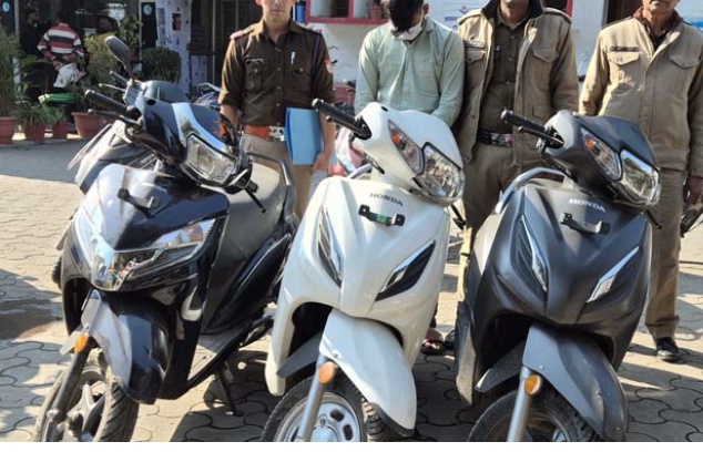 पुलिस 👉 कुमाऊं  कुछ ही घंटो में पुलिस ने पकड़ा  शातिर वाहन चोर😊 क्षेत्रीय लोगों ने की सराहना