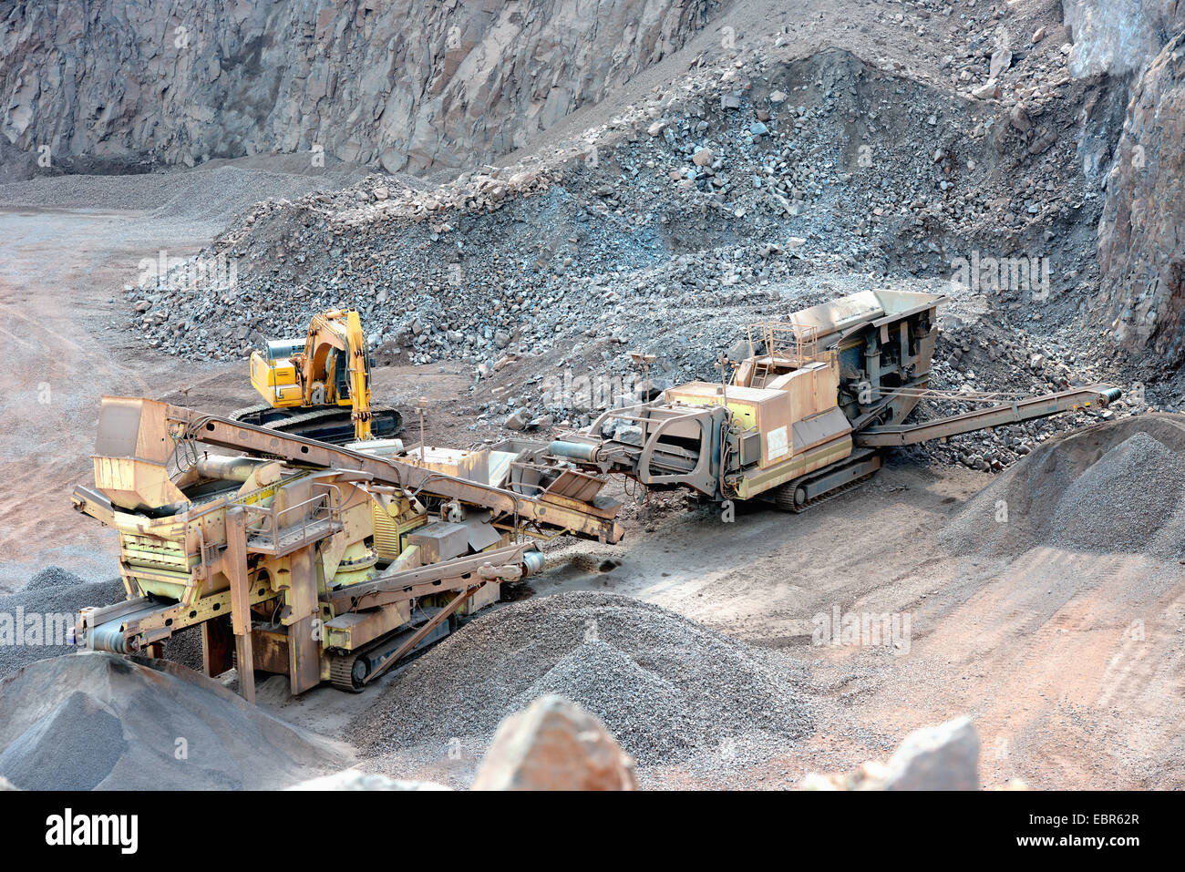 उत्तराखंड जागरण की खबर का असर: कृष्णा स्टोन क्रेशर पर जिला खान विभाग की बड़ी कार्रवाई, ₹1 करोड़ की पेनल्टी