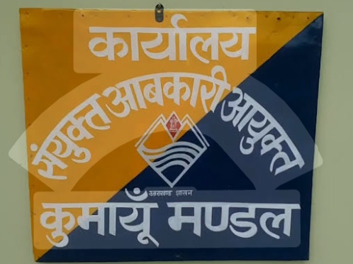 खुलेआम बिक रही जहरीली शराब, सूत्र आबकारी विभाग सिर्फ दिखावे की कार्रवाई में व्यस्त!”