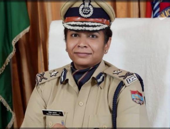 कुमाऊं आईजी रिद्धिम अग्रवाल के निर्देशन में बड़ी कार्रवाई, एसओटीएफ व वनभूलपुरा पुलिस टीम ने महिला तस्कर को 39.58 ग्राम स्मैक के साथ दबोचा