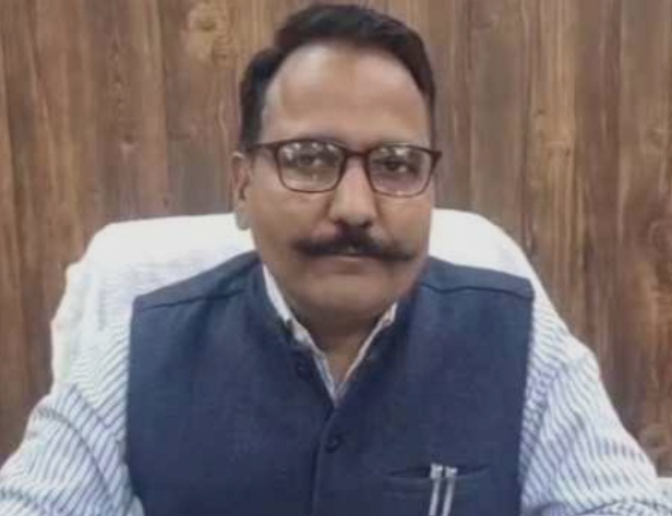 गोला नदी के तटबंधों को लेकर डीएम ललित मोहन रयाल सख्त, बरसात से पहले सुरक्षा इंतजाम दुरुस्त करने को लेकर कहीं यह बड़ी बात देखें वीडियो