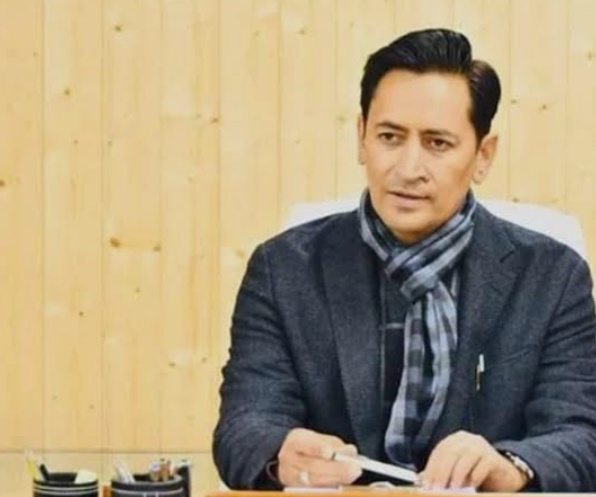 कुमाऊँ कमिश्नर दीपक रावत सख्त, खाद्य सुरक्षा अधिनियम के 420 लंबित वादों के शीघ्र निस्तारण के दिए निर्देश