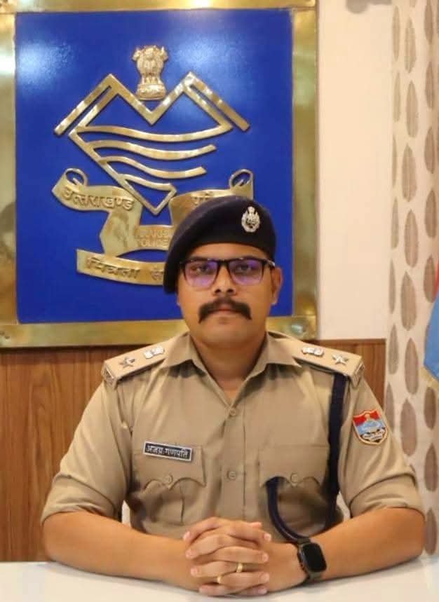 रुद्रपुर आधी रात हाईवे पर अचानक पहुंचे SSP अजय गणपति, ड्यूटी से गायब मिले पुलिसकर्मी; 9 निलंबित, 4 से जवाब तलब